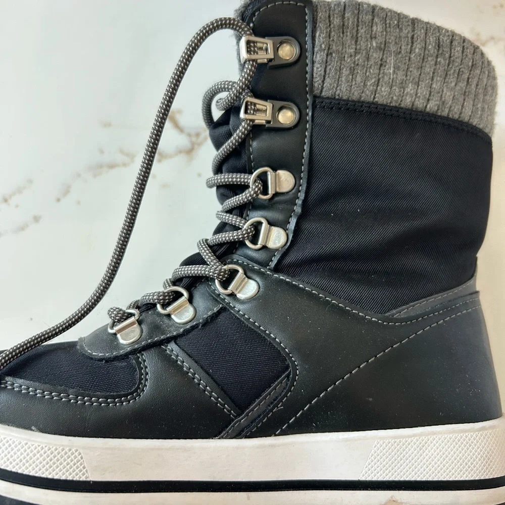Cougar durable black